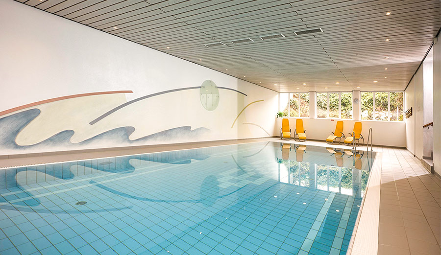 Hallenbad der Ferienwohnanlage im Haus Brünnstein in Oberaudorf